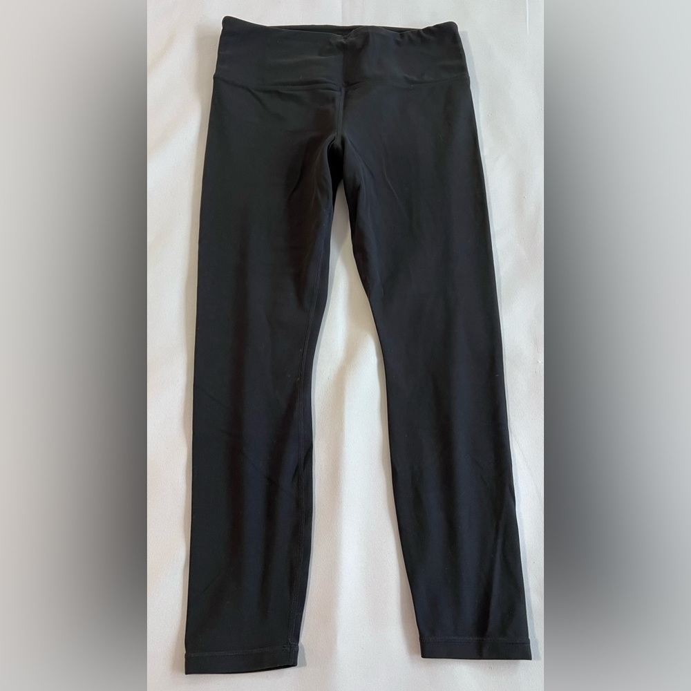 Athleta Gym Pants‎ Leggings Capris Black Nylon Blend Size Medium Women’s